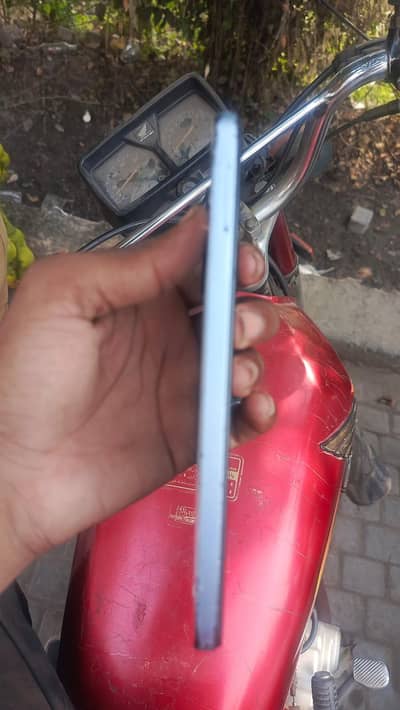 Infinix Hot 30i