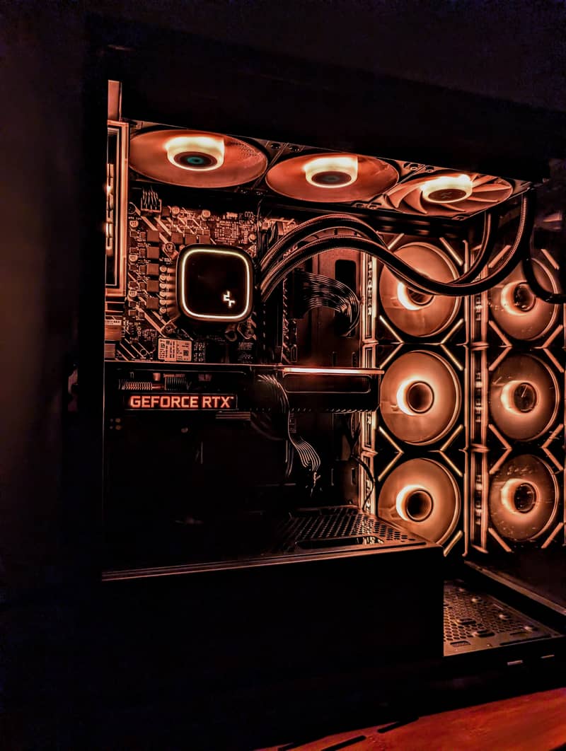 High-End Gaming PC 1