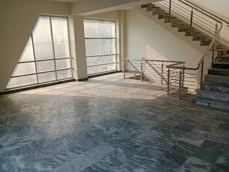Commerical Basement For Rent 9