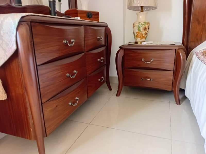 King size bed complete set 1