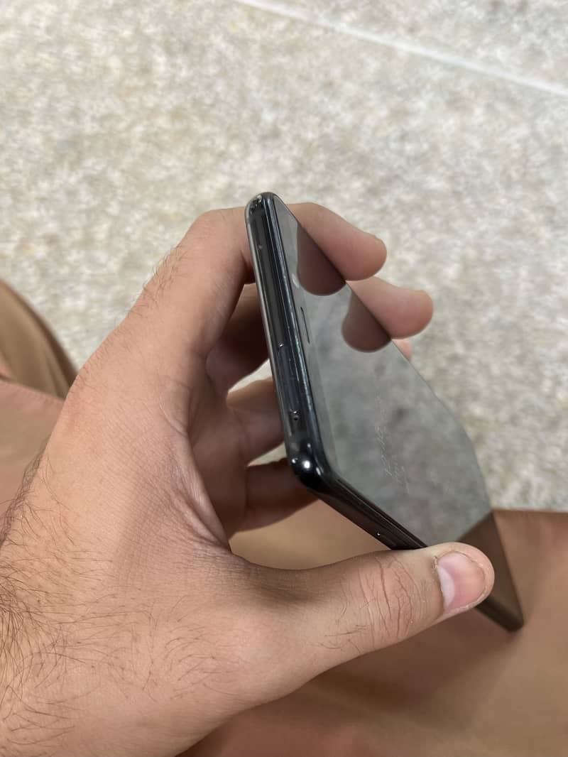 Samsung Mobile A9 5