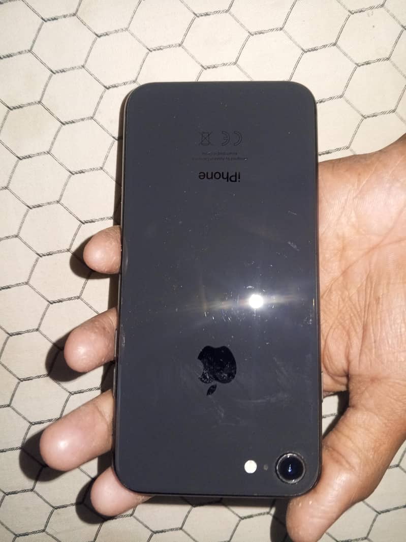Apple iPhone 8 0