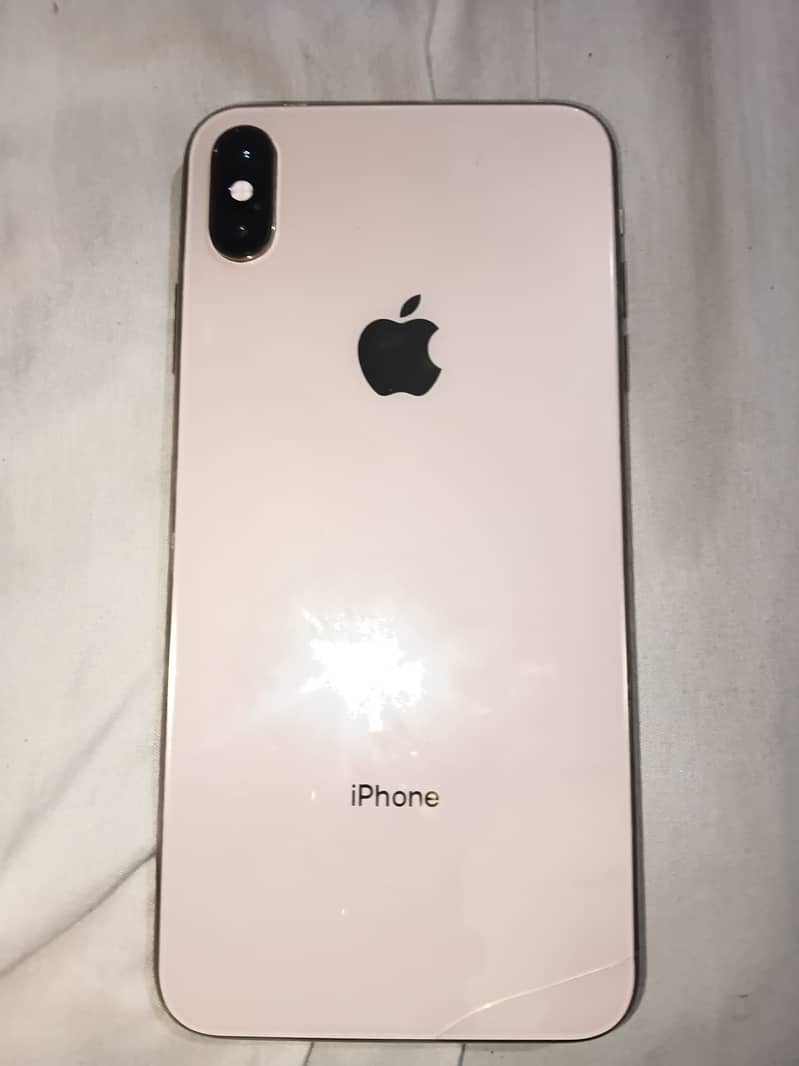 Apple iPhone XS Max 1