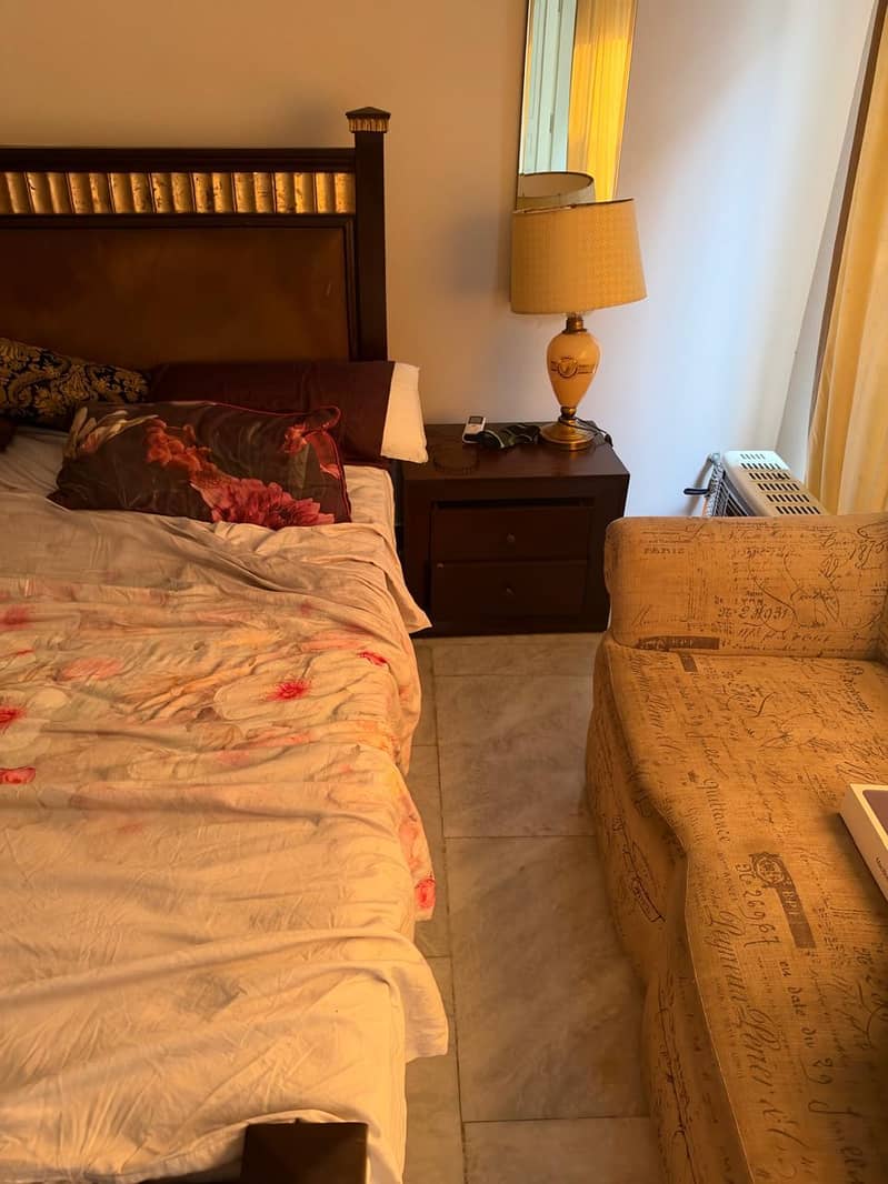 bed with side table 2