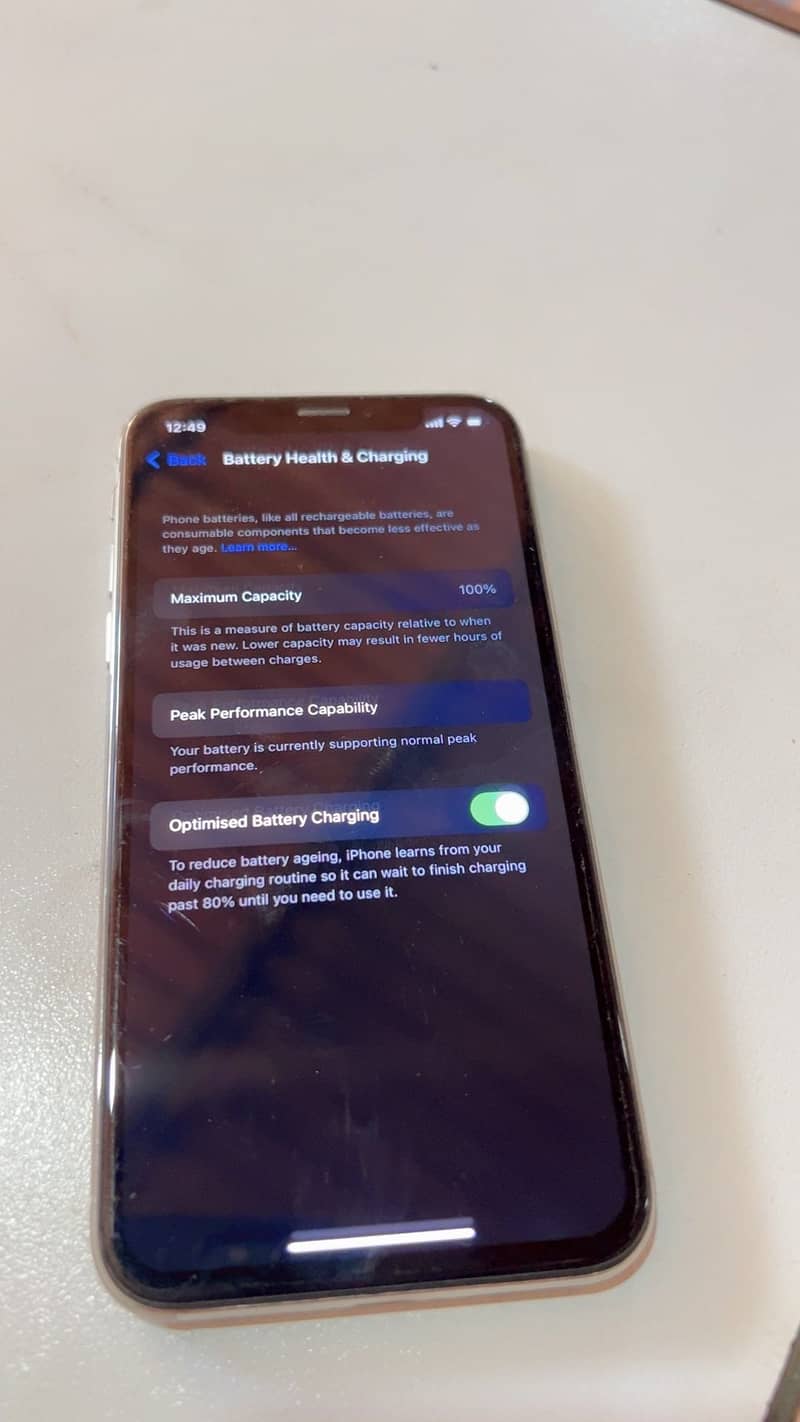 Apple iPhone X 0