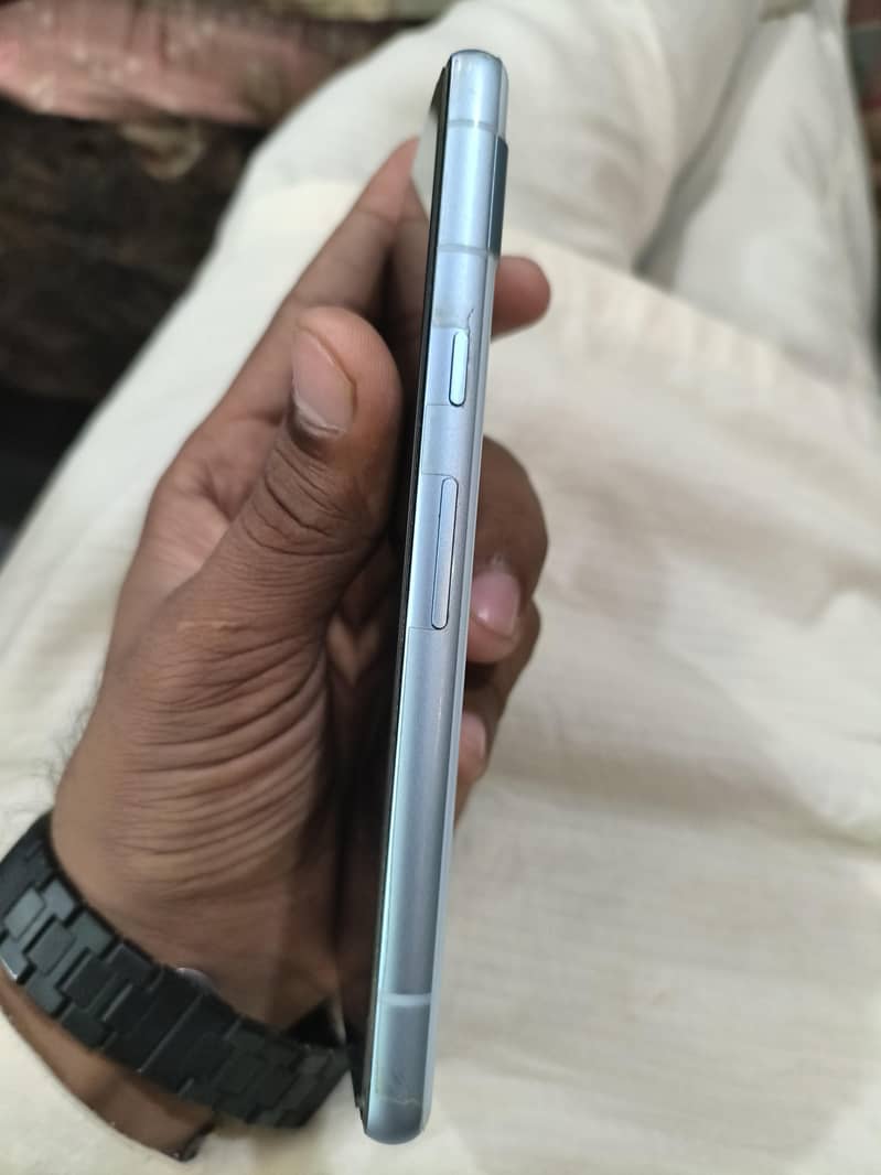 Google Pixel 7a 4