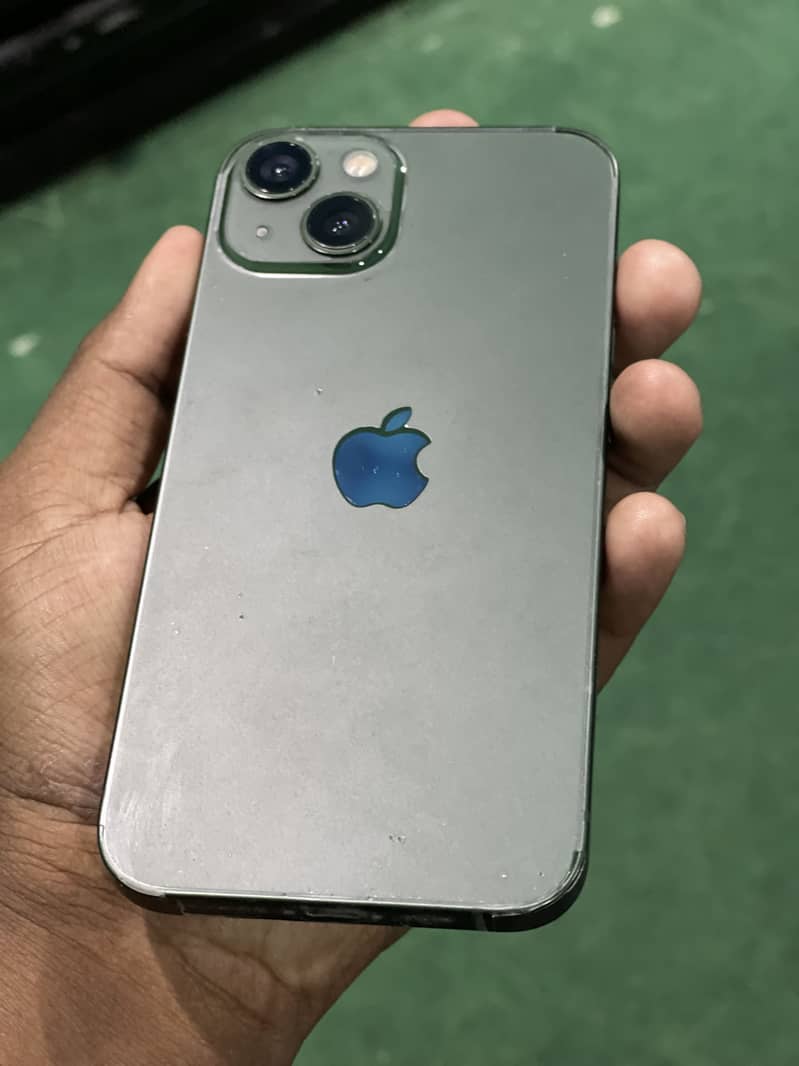 Apple iPhone 13 3