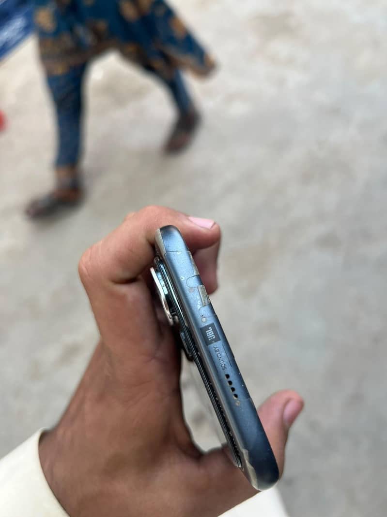 Infinix Note Edge 5