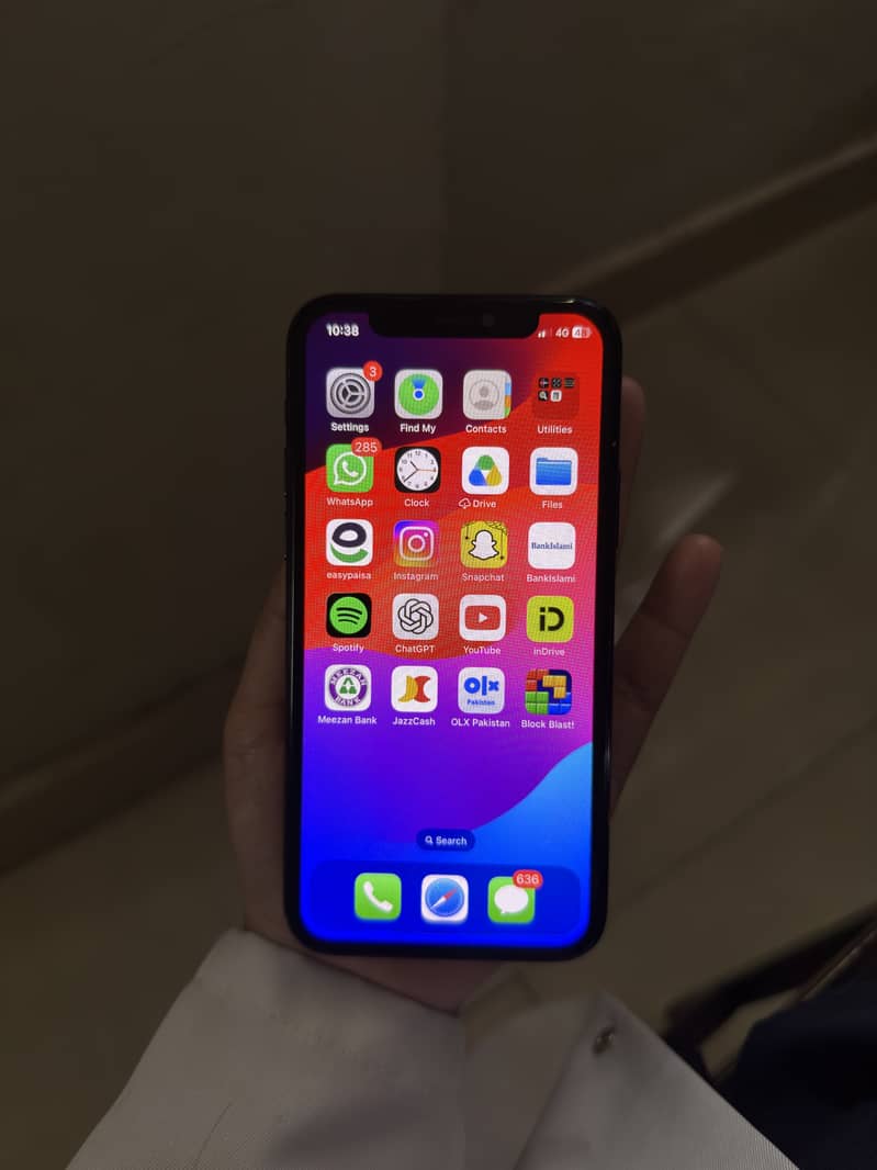 Apple iPhone 11 Pro 6