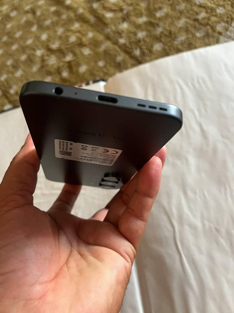 Tecno spark 40 Pro 7