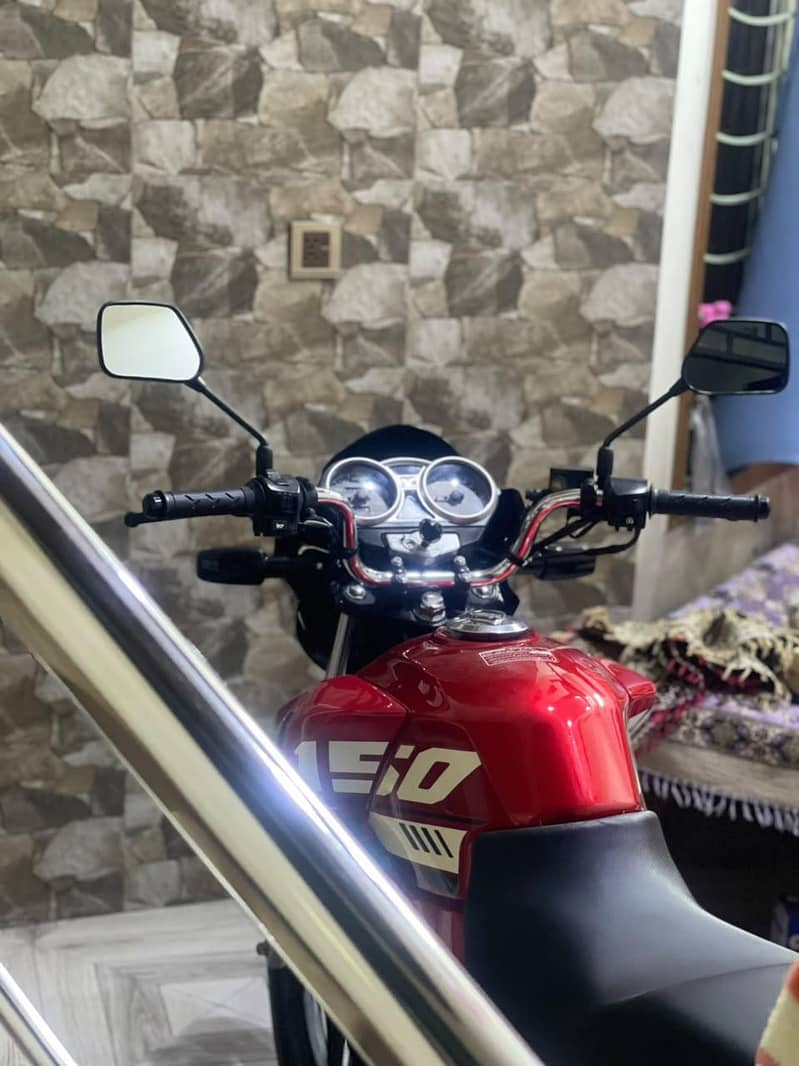 Honda cb150f 1