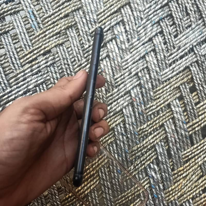 Apple iPhone 7 5