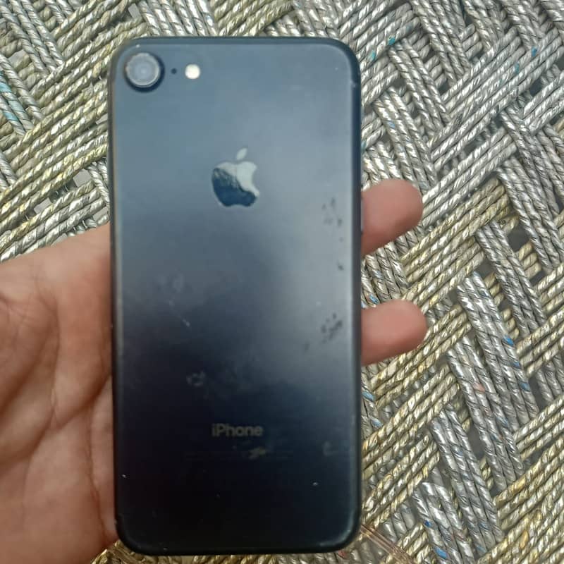 Apple iPhone 7 9