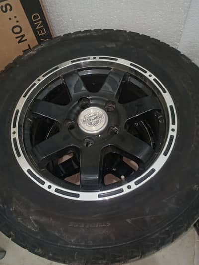 land cruiser zX rim and tyre