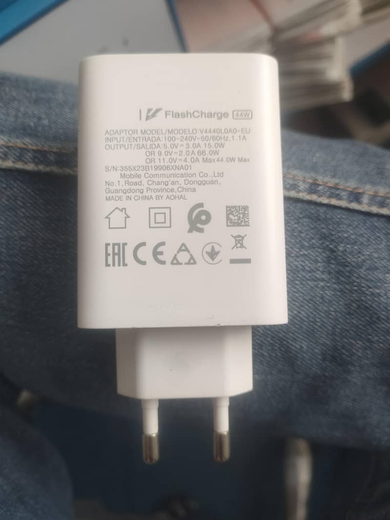 flash charger 0
