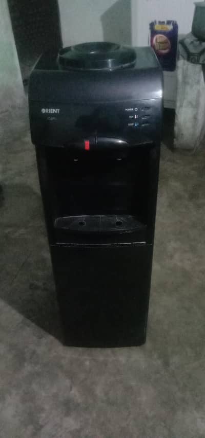 water dispenser for sale 4 month use all okay