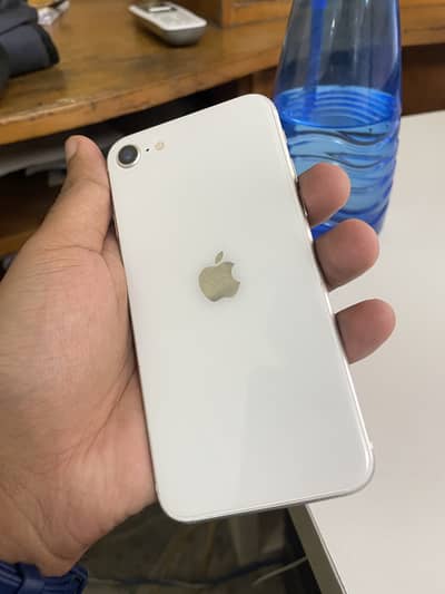 Apple iPhone SE 2020 – 128GB – PTA Approved