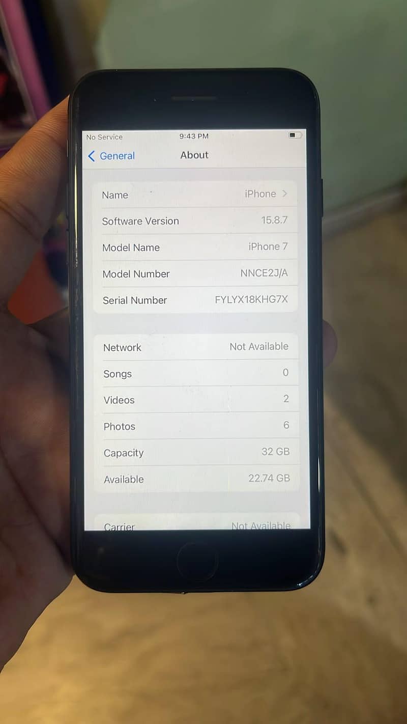 Apple iPhone 7 3