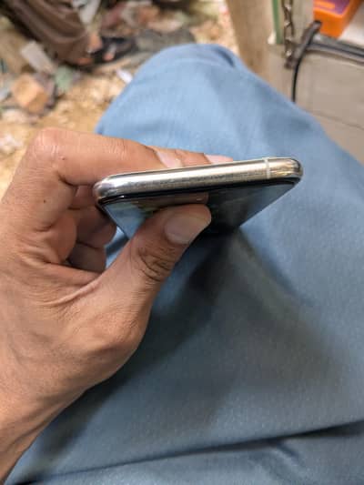 Apple iPhone 11 Pro