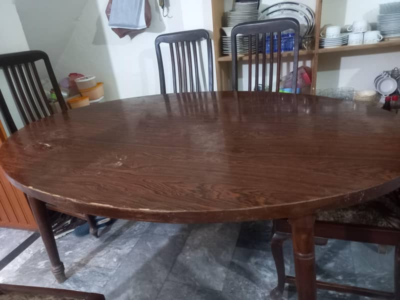 selling dining table 0