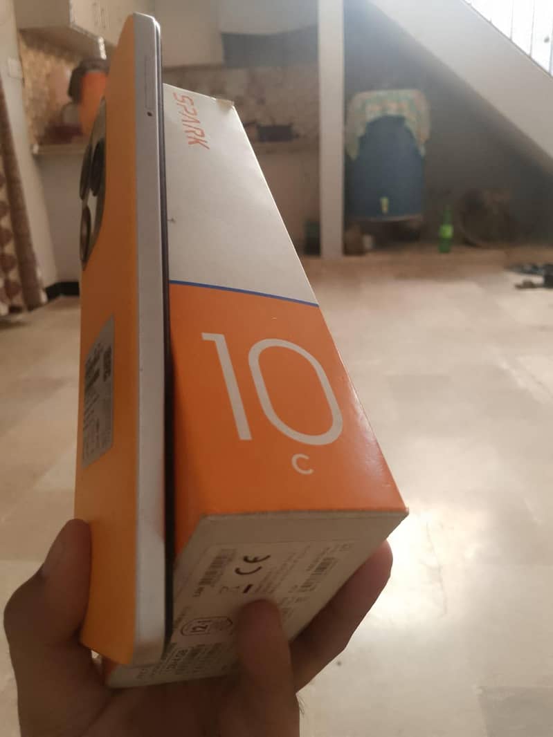 Tecno Spark 10C 4