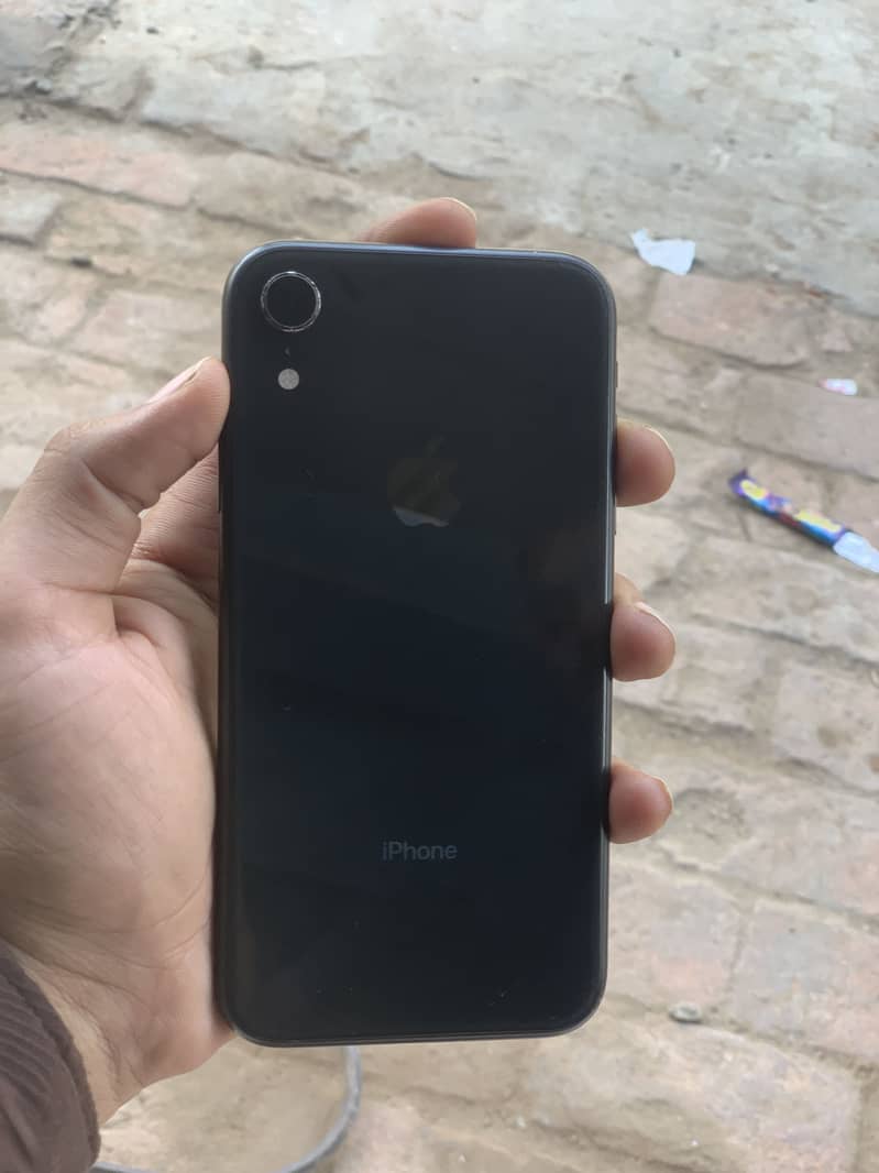Apple iPhone XR 3