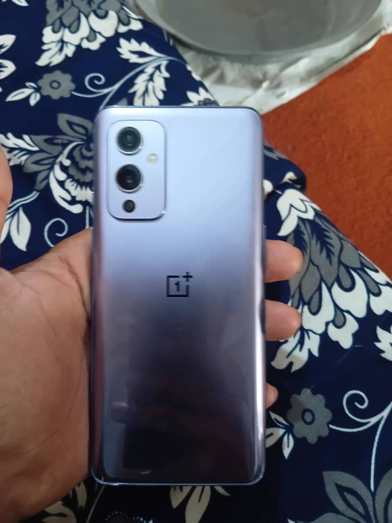 One Plus 9 4