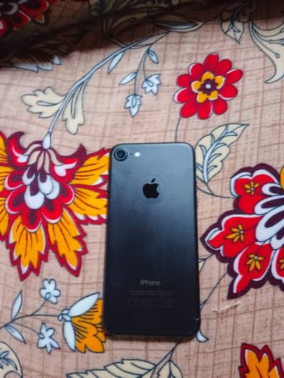 Apple iPhone 7
