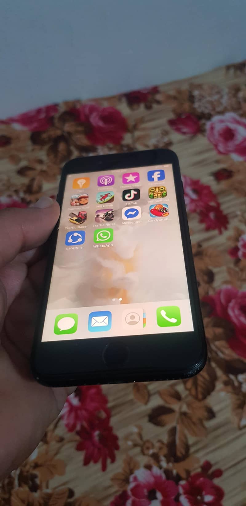 Apple iPhone 7 1