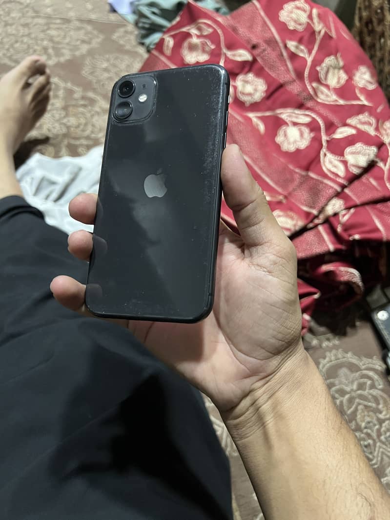 Apple iPhone 11 0