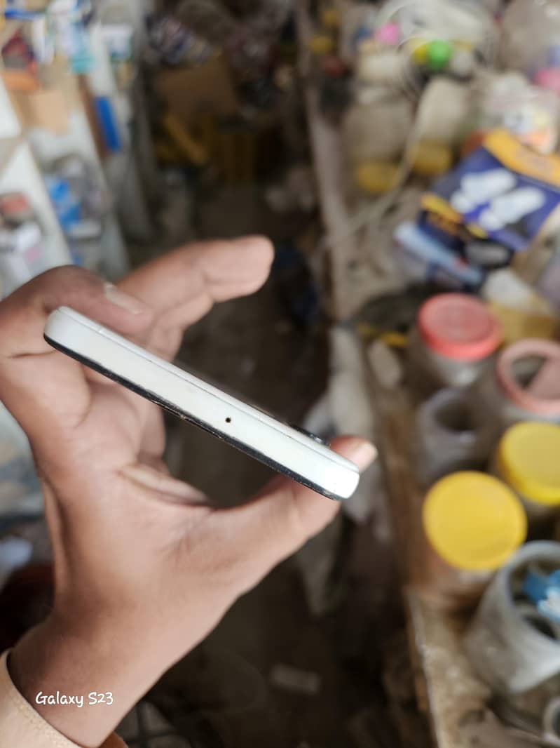 Samsung Mobile A32 3