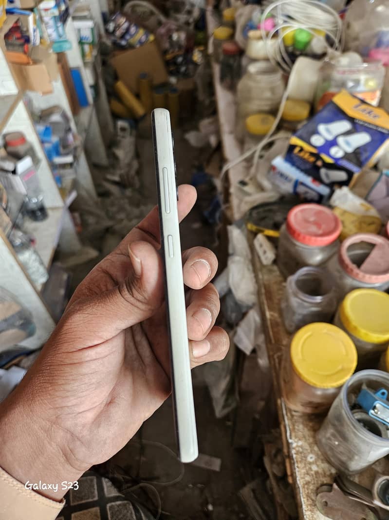 Samsung Mobile A32 4