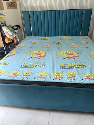 King size bed
