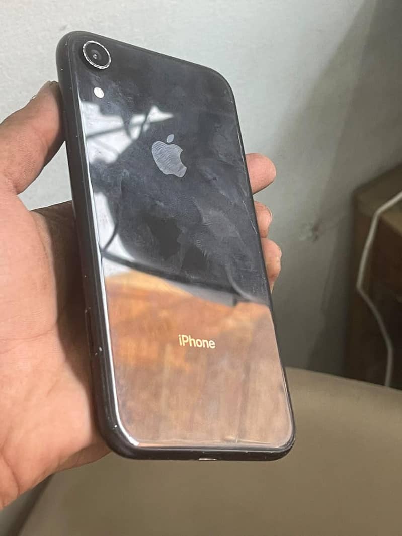 Apple iPhone XR 0