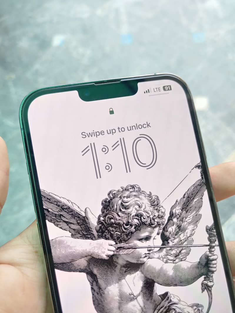 Apple iPhone 13 Pro Max 3