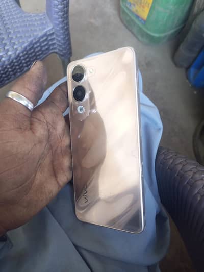 Vivo Y04