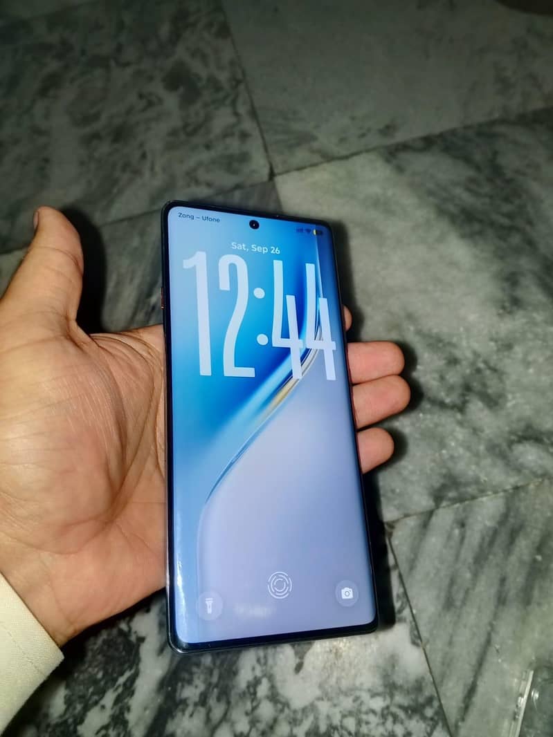 Tecno CAMON 40 Pro 2