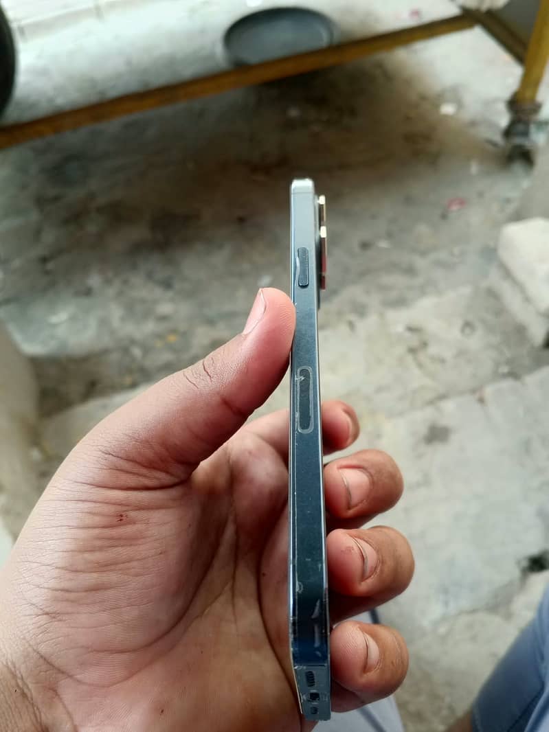 Apple iPhone 12 Pro Max 0