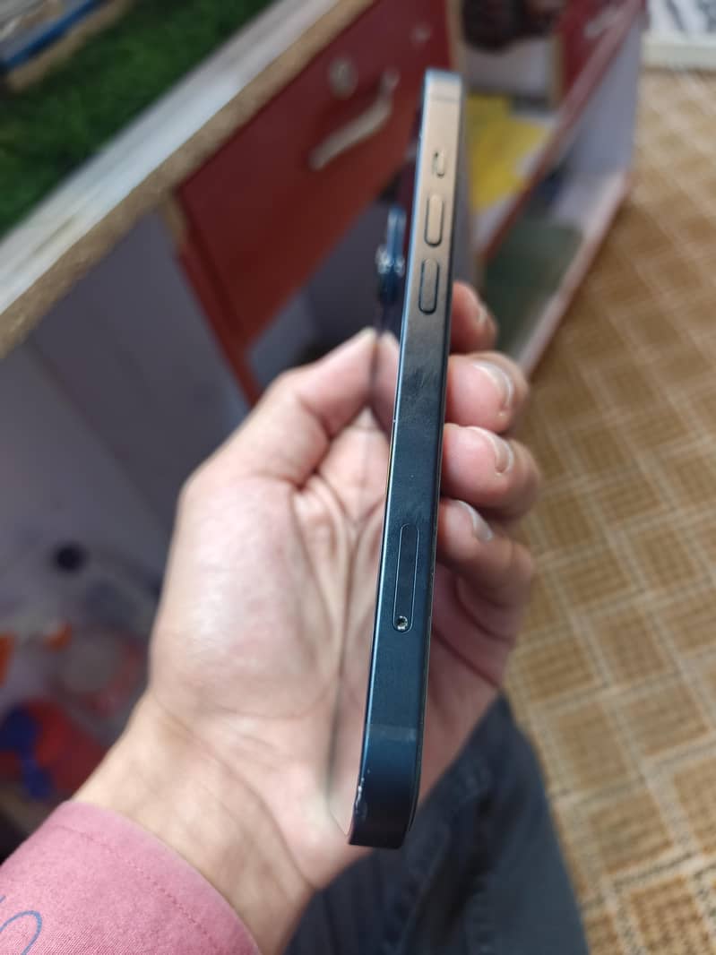 iphone 13 jv 3