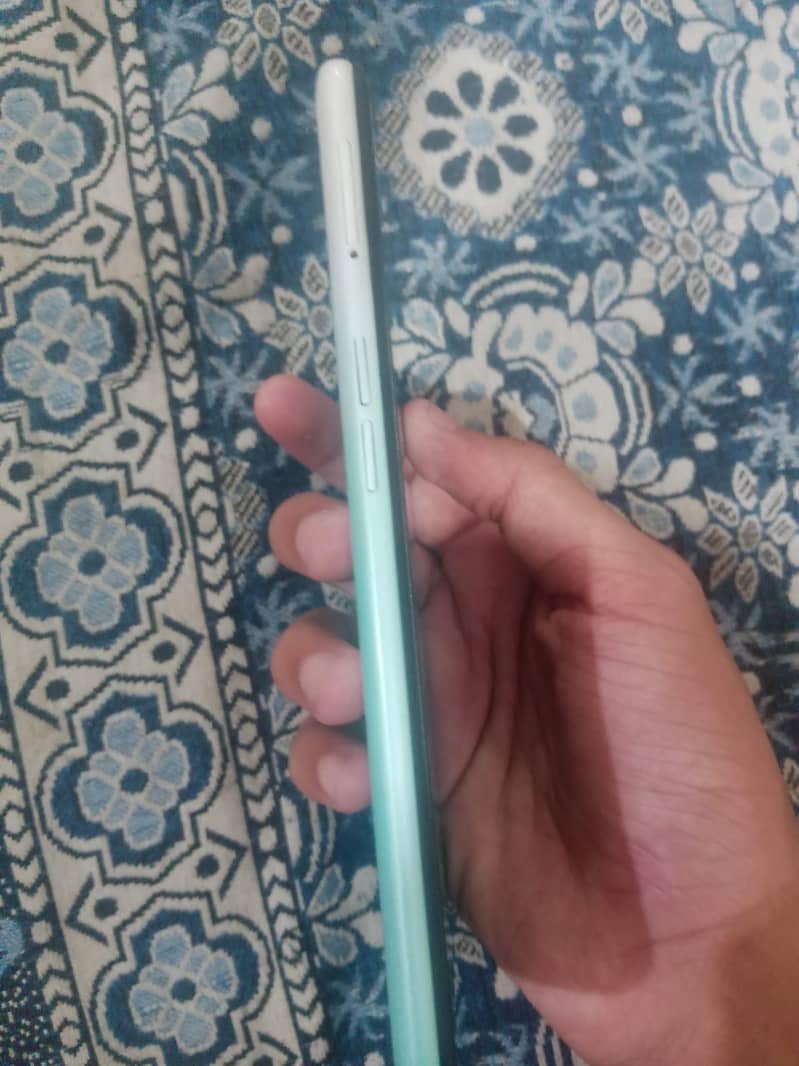 OPPO A31 0