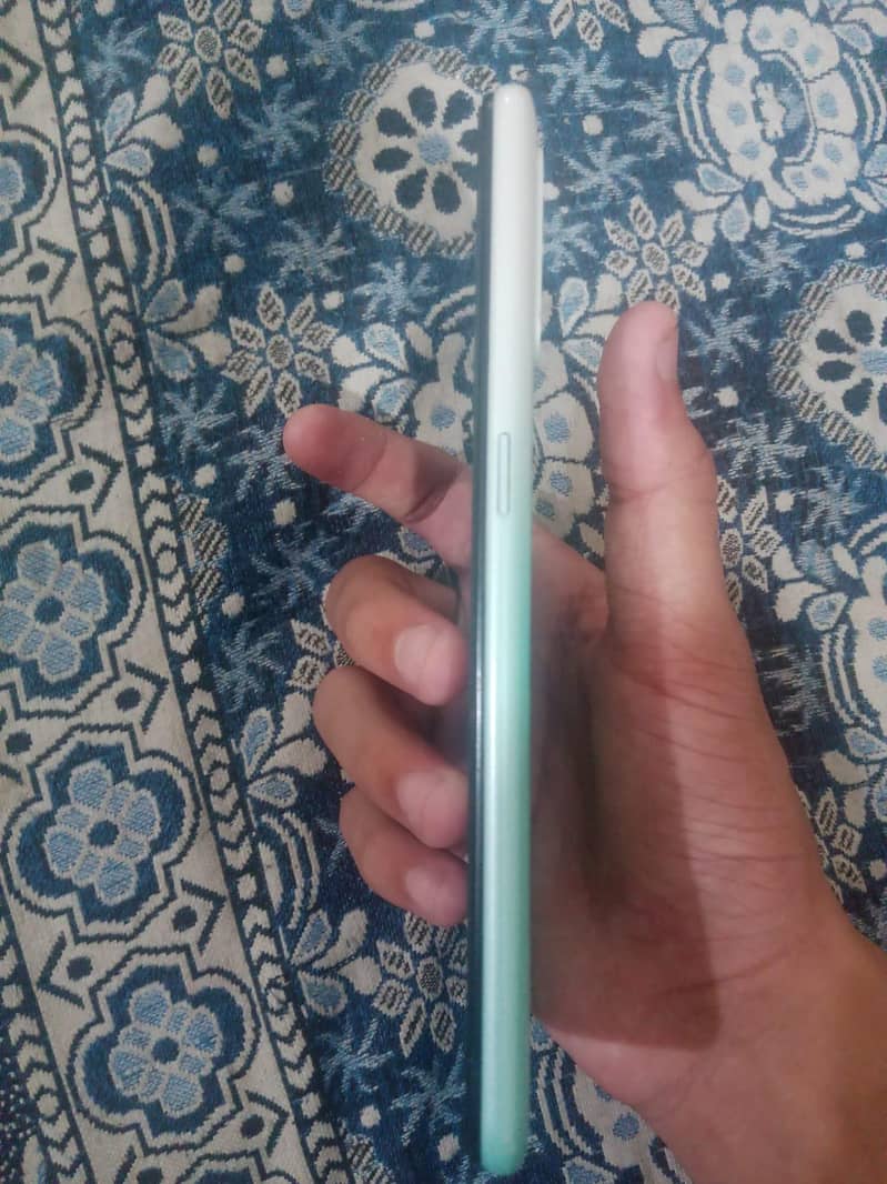 OPPO A31 1