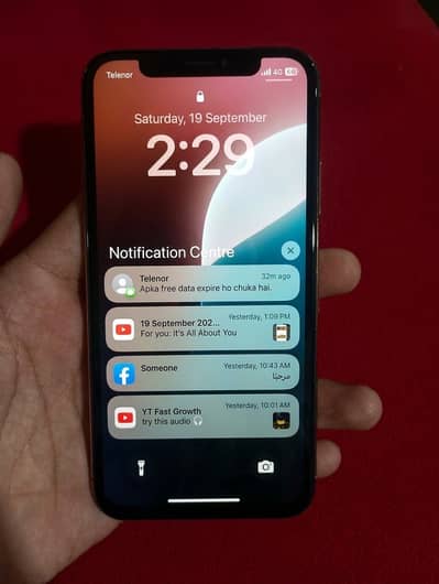 iPhone XS official PTA approved