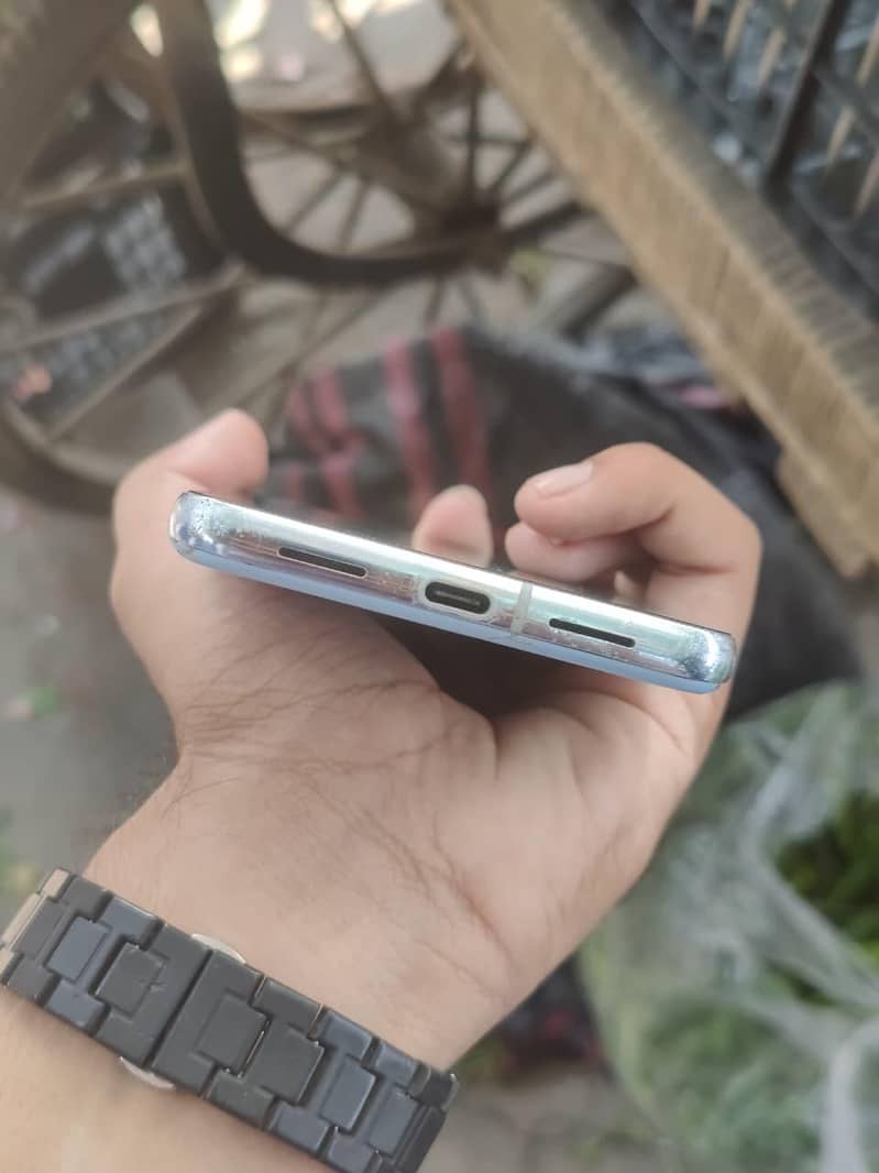 Google Pixel 8 Pro 1