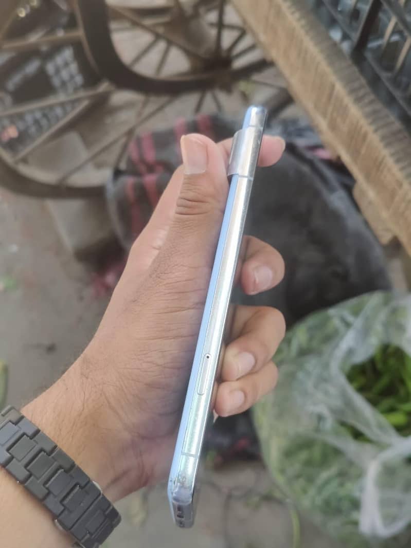 Google Pixel 8 Pro 2
