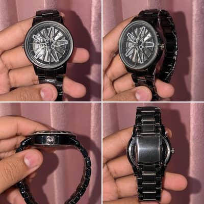 SKELETON DIAL,sleek Black metal finish