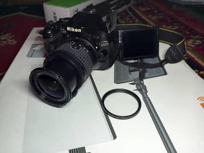 Nikon D5200 with AF-P NIKKOR 18-55mm 3.6-5.6G DX VR Lens