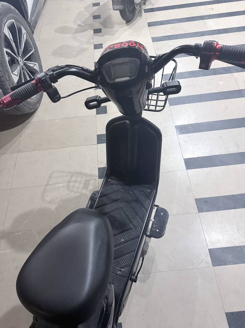 YJ Future INDUS 4