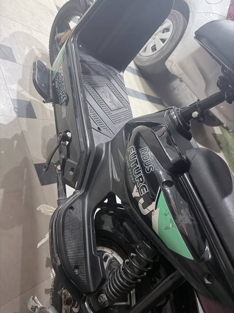 YJ Future INDUS 5