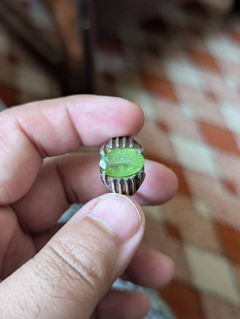 Peridot Stone Ring 1
