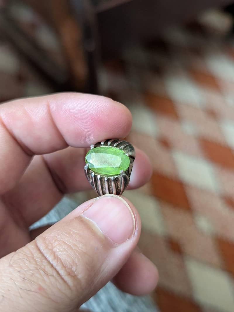 Peridot Stone Ring 2